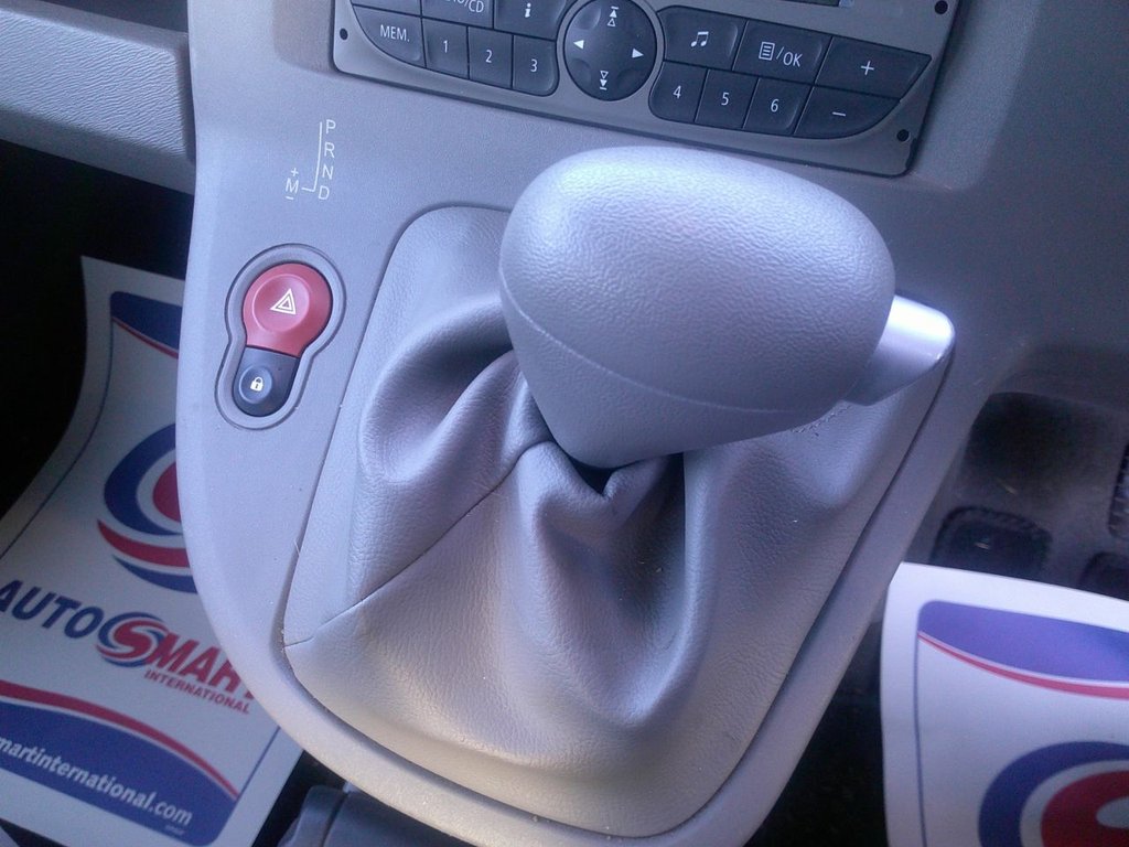 Used Renault Kangoo 2011 for sale - 76647269: Photo 8