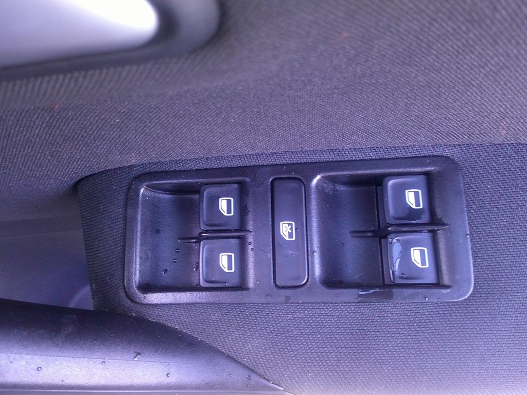 Used Volkswagen Polo 2015 for sale - 77153340: Photo 29