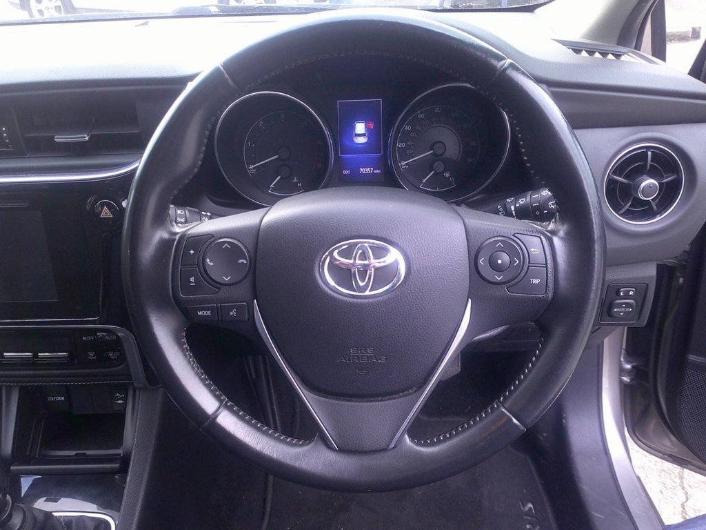 Used Toyota Auris 2016 for sale - 76900930: Photo 11