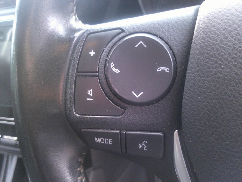 Used Toyota Auris 2016 for sale - 76900930: Photo 17