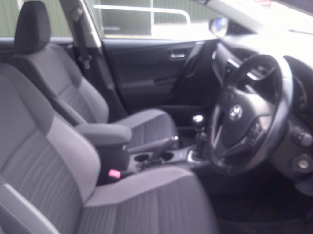 Used Toyota Auris 2016 for sale - 76900930: Photo 6