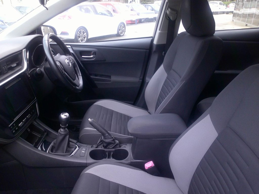 Used Toyota Auris 2016 for sale - 76900930: Photo 8