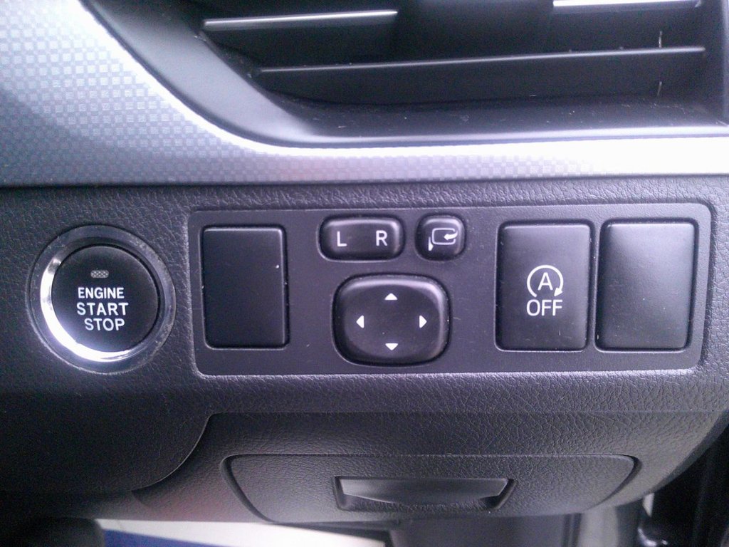 Used Toyota Avensis 2015 for sale - 77583782: Photo 20