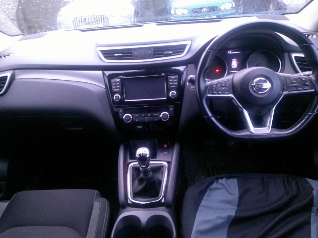 Used Nissan Qashqai 2017 for sale - 77313557: Photo 3