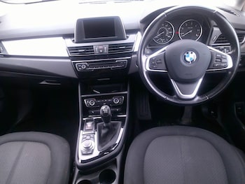 Used BMW 2 Series 2015 for sale - 77110347: Photo