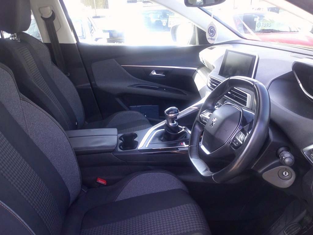 Used Peugeot 3008 2018 for sale - 77734468: Photo 6