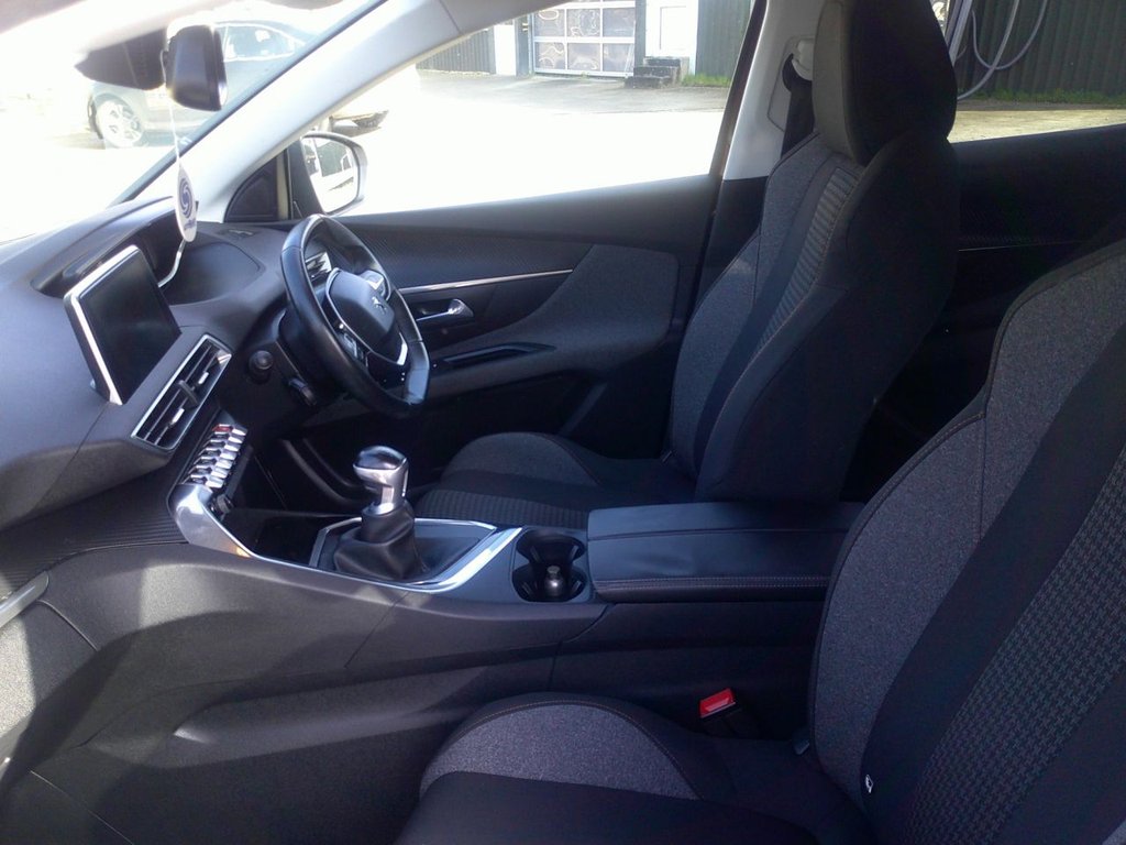 Used Peugeot 3008 2018 for sale - 77734468: Photo 8