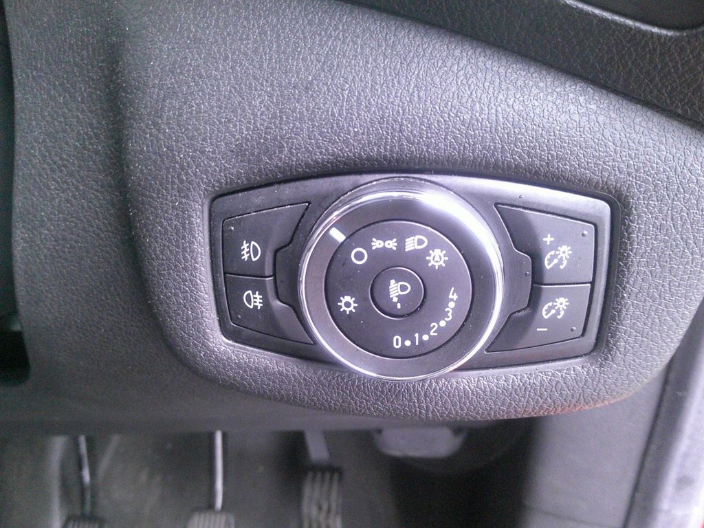 Used Ford Transit Connect 2017 for sale - 77369950: Photo 11