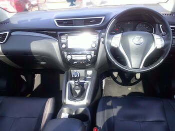 Used Nissan Qashqai 2017 for sale - 79155481: Photo