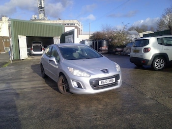 Used Peugeot 308 2013 for sale - 77014485: Photo