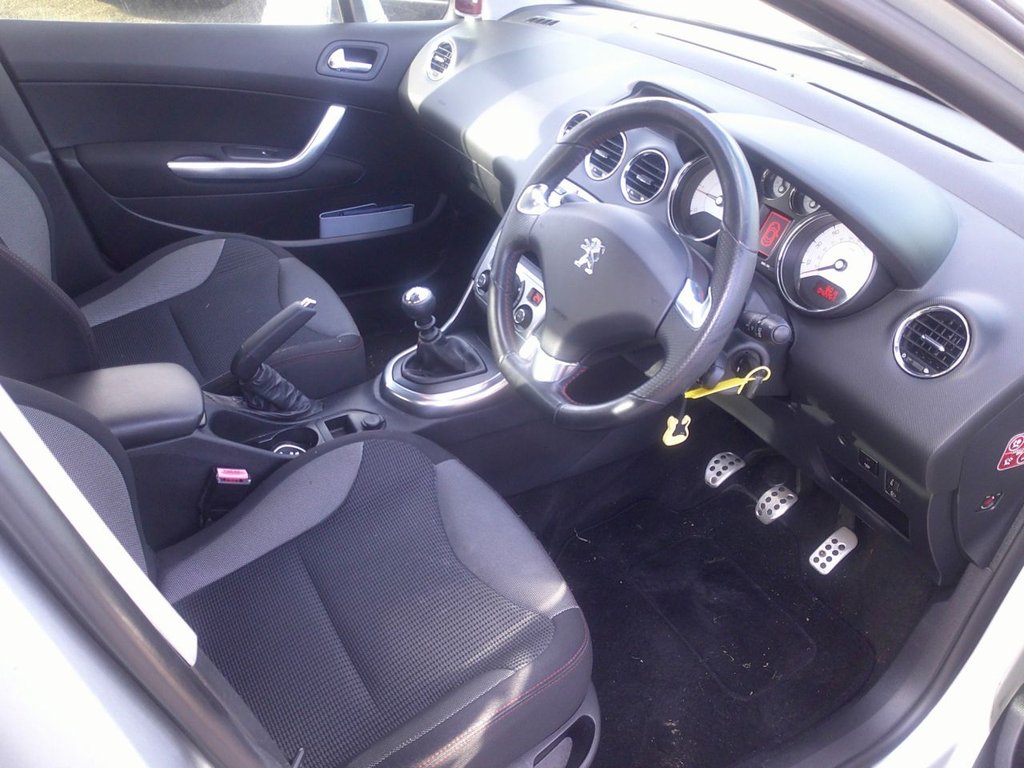 Used Peugeot 308 2013 for sale - 77014485: Photo 9