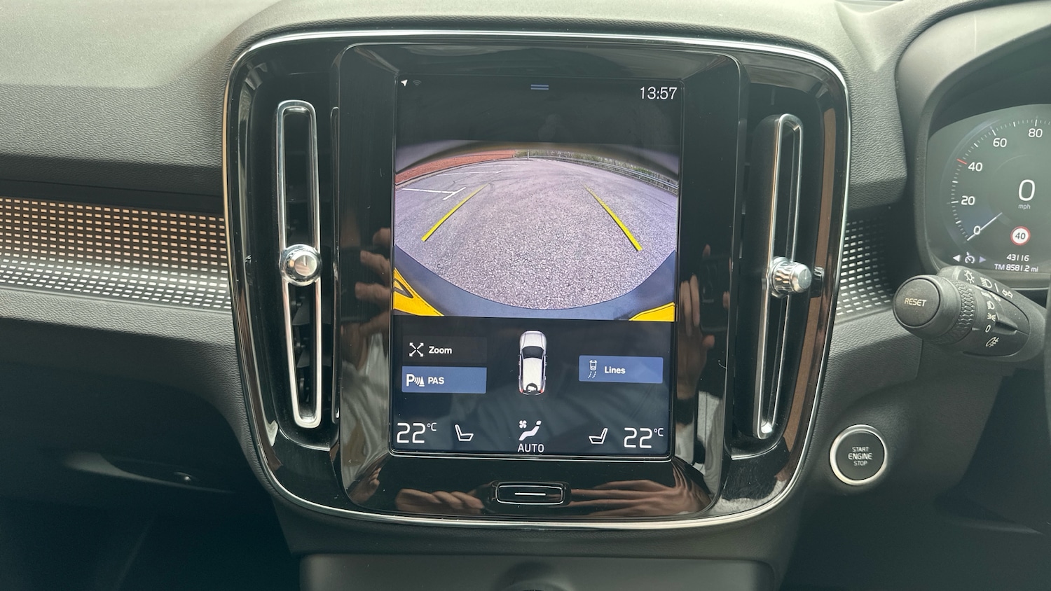 Used Volvo XC40 2019 for sale - 78065000: Photo 19