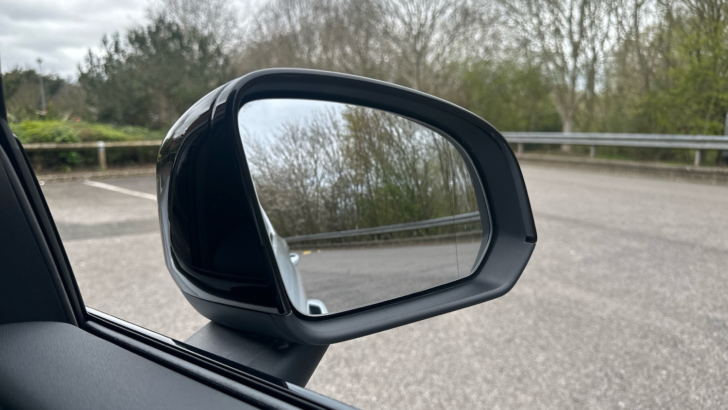 Used Volvo XC40 2019 for sale - 78065000: Photo 32