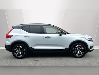 Used Volvo XC40 2019 for sale - 78065000: Photo