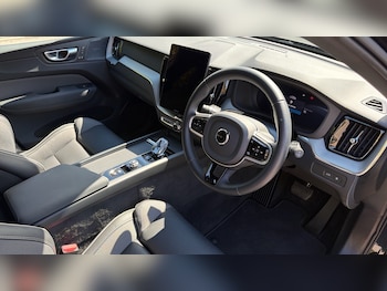 Used Volvo XC60 2026 for sale - 79448750: Photo