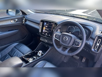 Used Volvo XC40 2022 for sale - 77186762: Photo