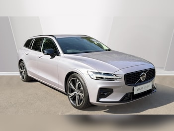 Used Volvo V60 2025 for sale - 79125451: Photo