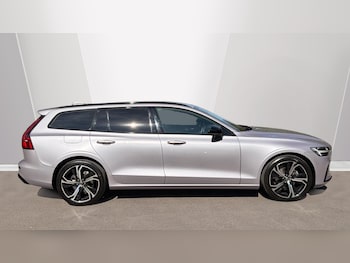 Used Volvo V60 2025 for sale - 79125451: Photo