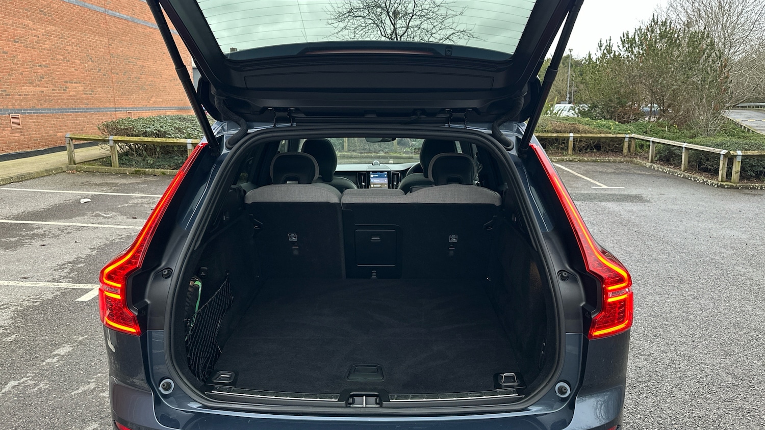 Used Volvo XC60 2023 for sale - 77367489: Photo 13