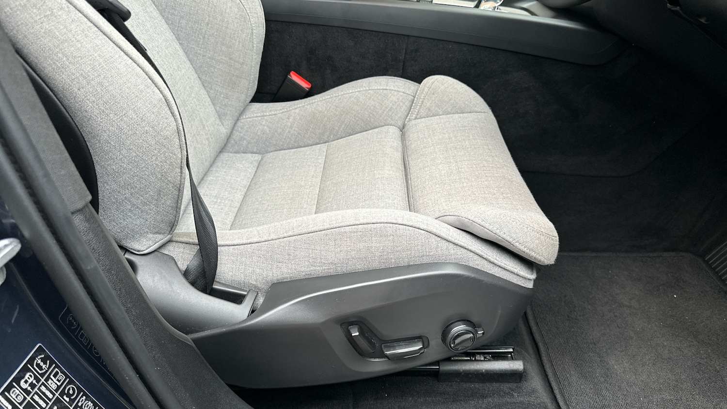 Used Volvo XC60 2023 for sale - 77367489: Photo 29