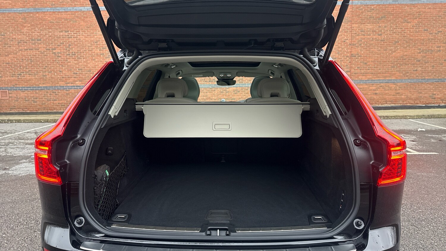 Used Volvo XC60 2023 for sale - 77501163: Photo 13