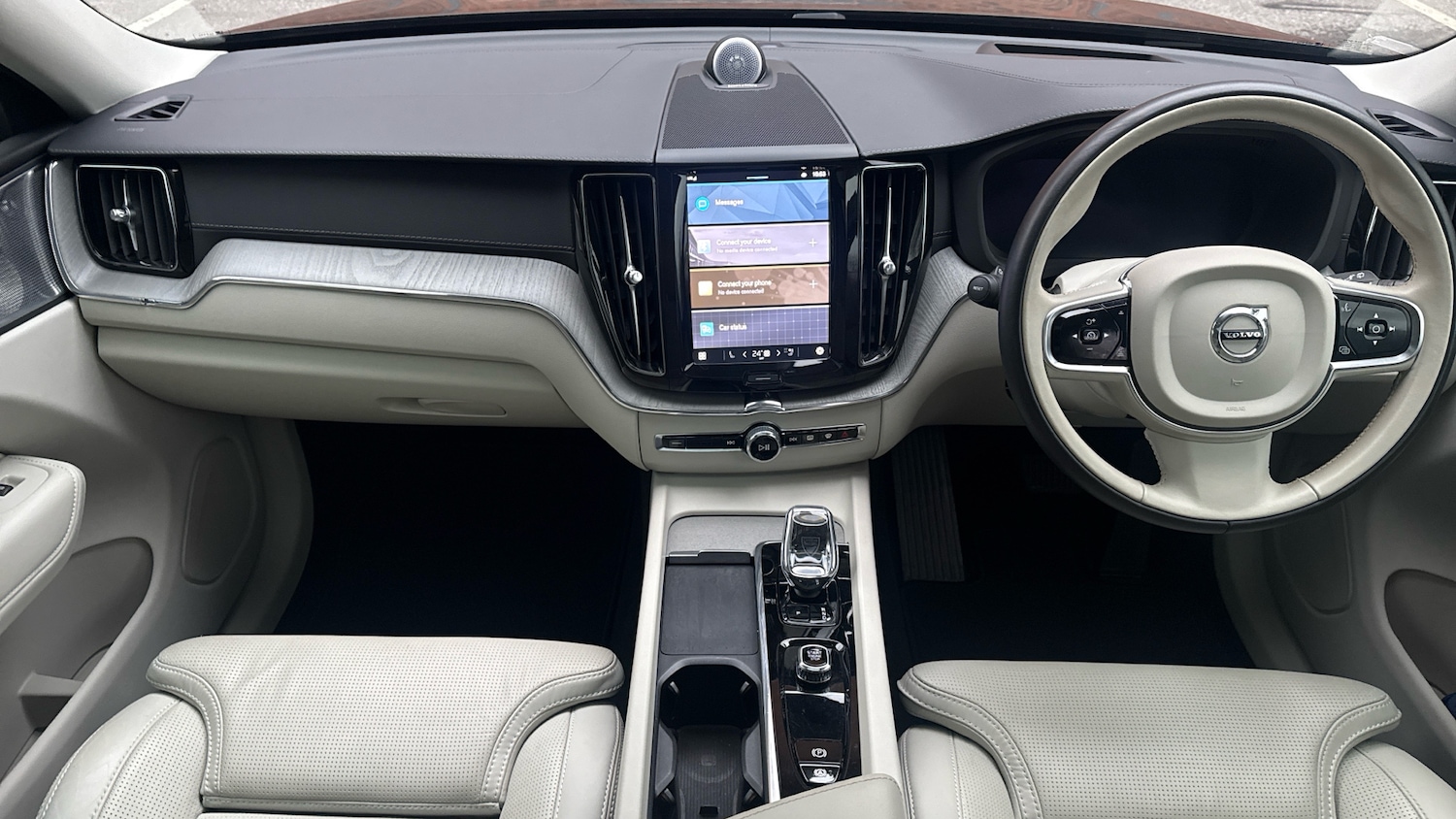 Used Volvo XC60 2023 for sale - 77501163: Photo 5