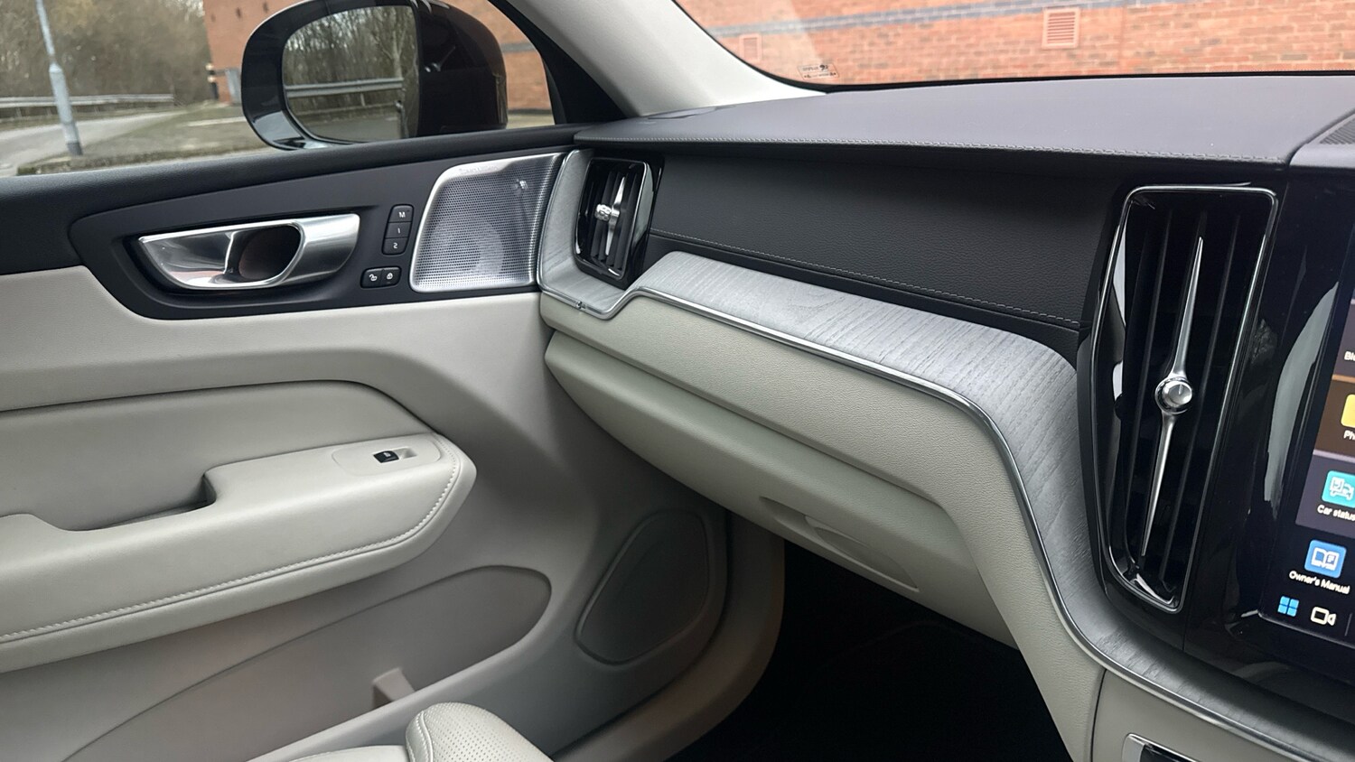 Used Volvo XC60 2023 for sale - 77501163: Photo 53