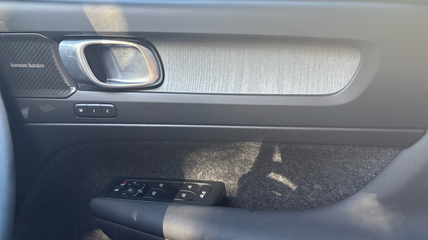 Used Volvo XC40 2025 for sale - 76653267: Photo 15