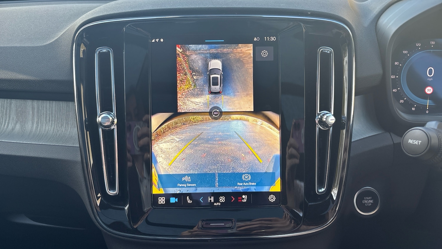 Used Volvo XC40 2025 for sale - 76653267: Photo 31