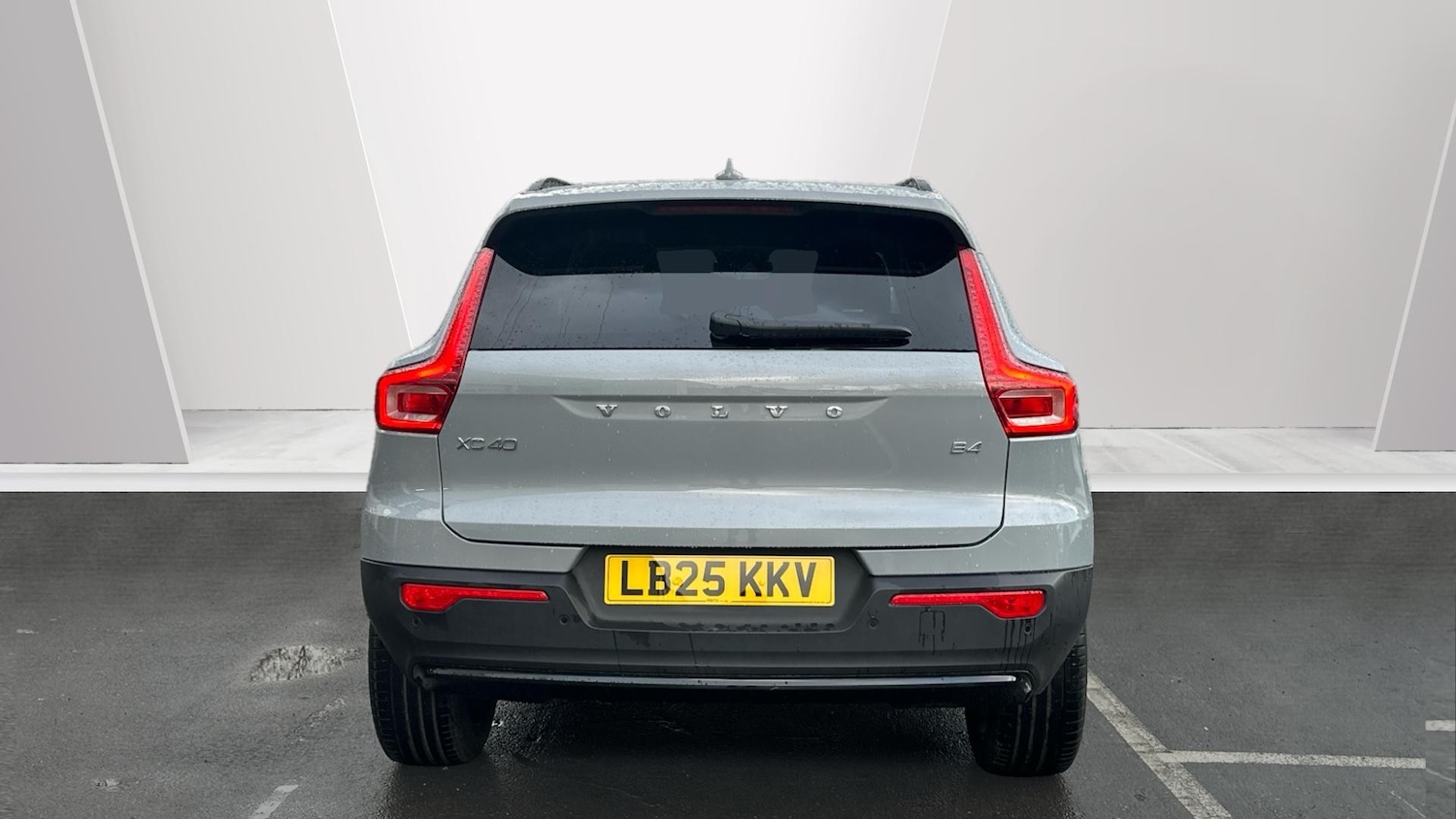 Used Volvo XC40 2025 for sale - 76653267: Photo 7