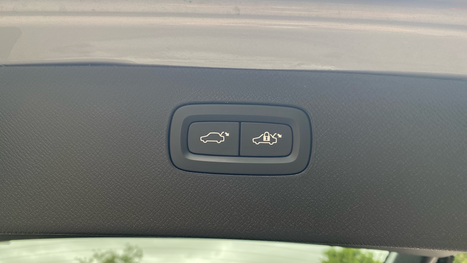 Vehicle 48