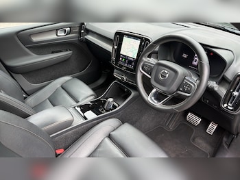 Used Volvo XC40 2021 for sale - 78858497: Photo