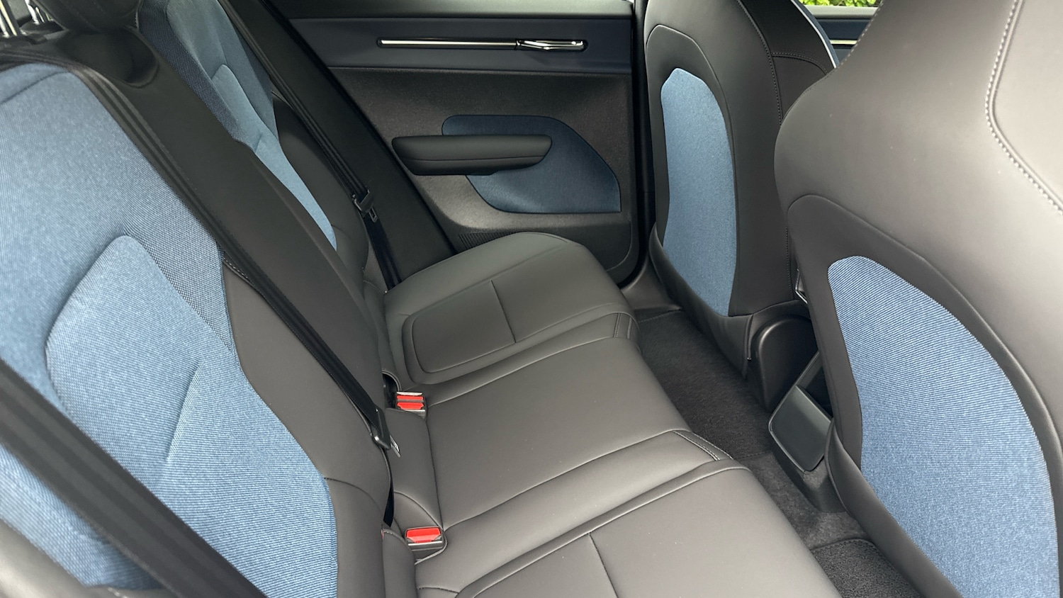 Used Volvo EX30 2025 for sale - 77715249: Photo 26