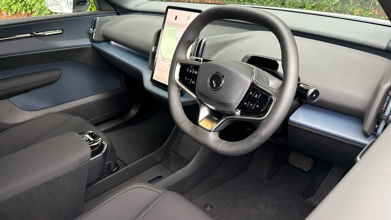 Used Volvo EX30 2025 for sale - 77715249: Photo 5