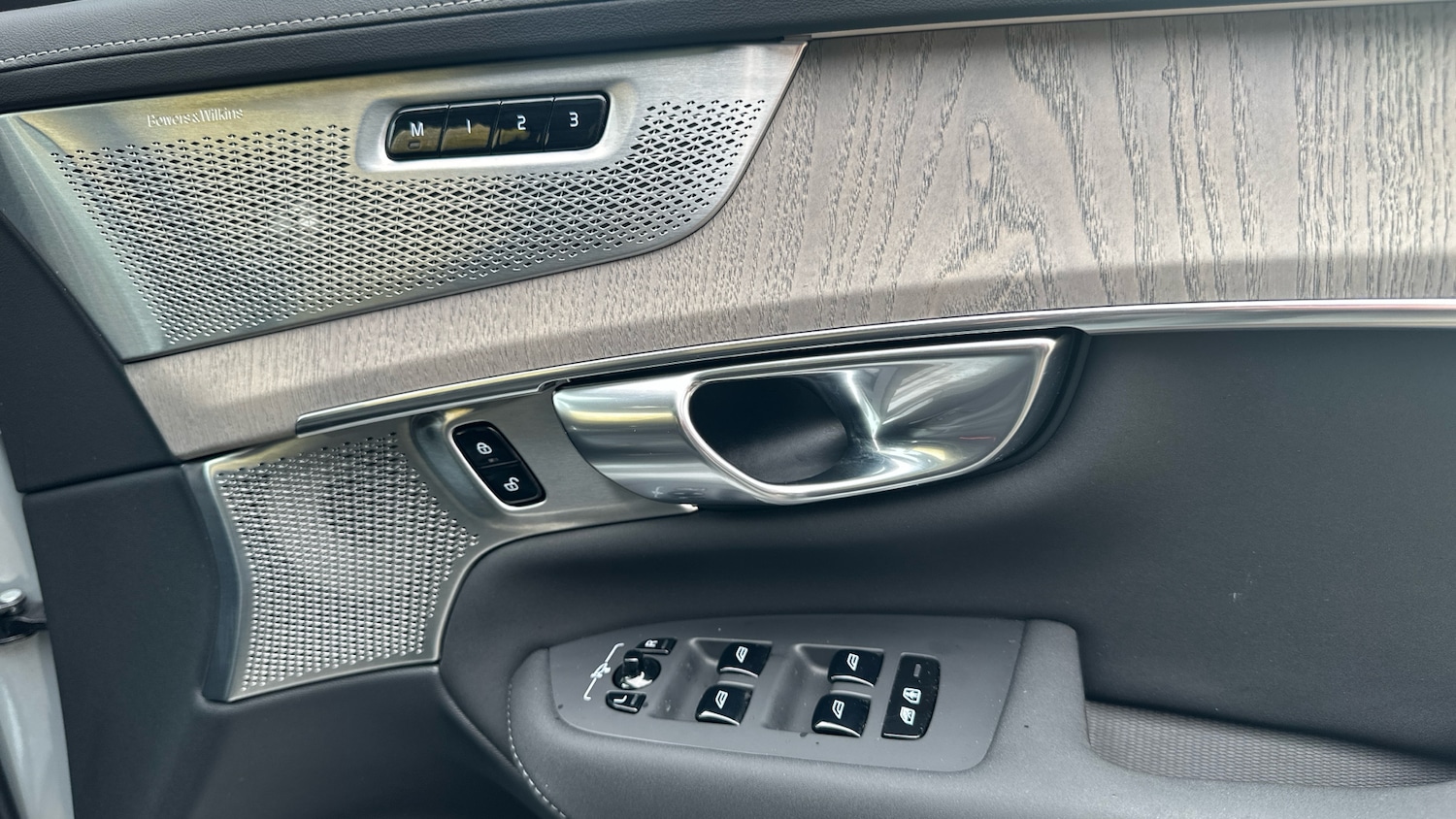 Used Volvo XC90 2025 for sale - 76653338: Photo 15