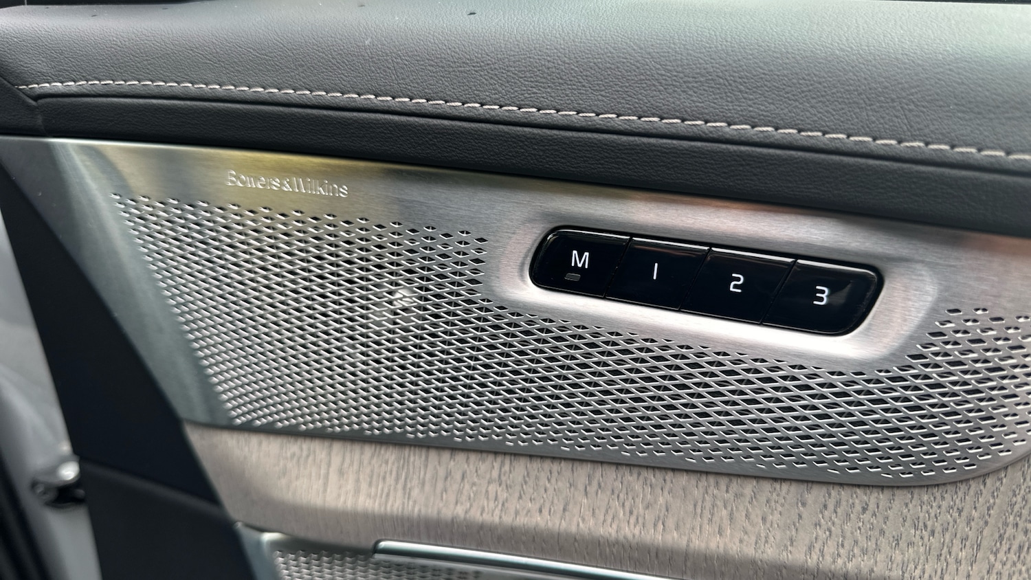 Used Volvo XC90 2025 for sale - 76653338: Photo 38