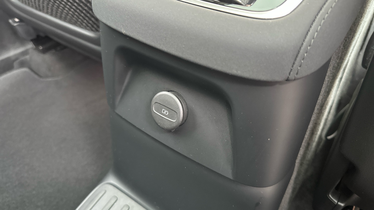 Used Volvo XC90 2025 for sale - 76653338: Photo 42