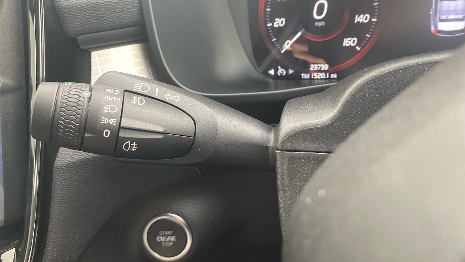 Used Volvo XC40 2022 for sale - 76753399: Photo 24