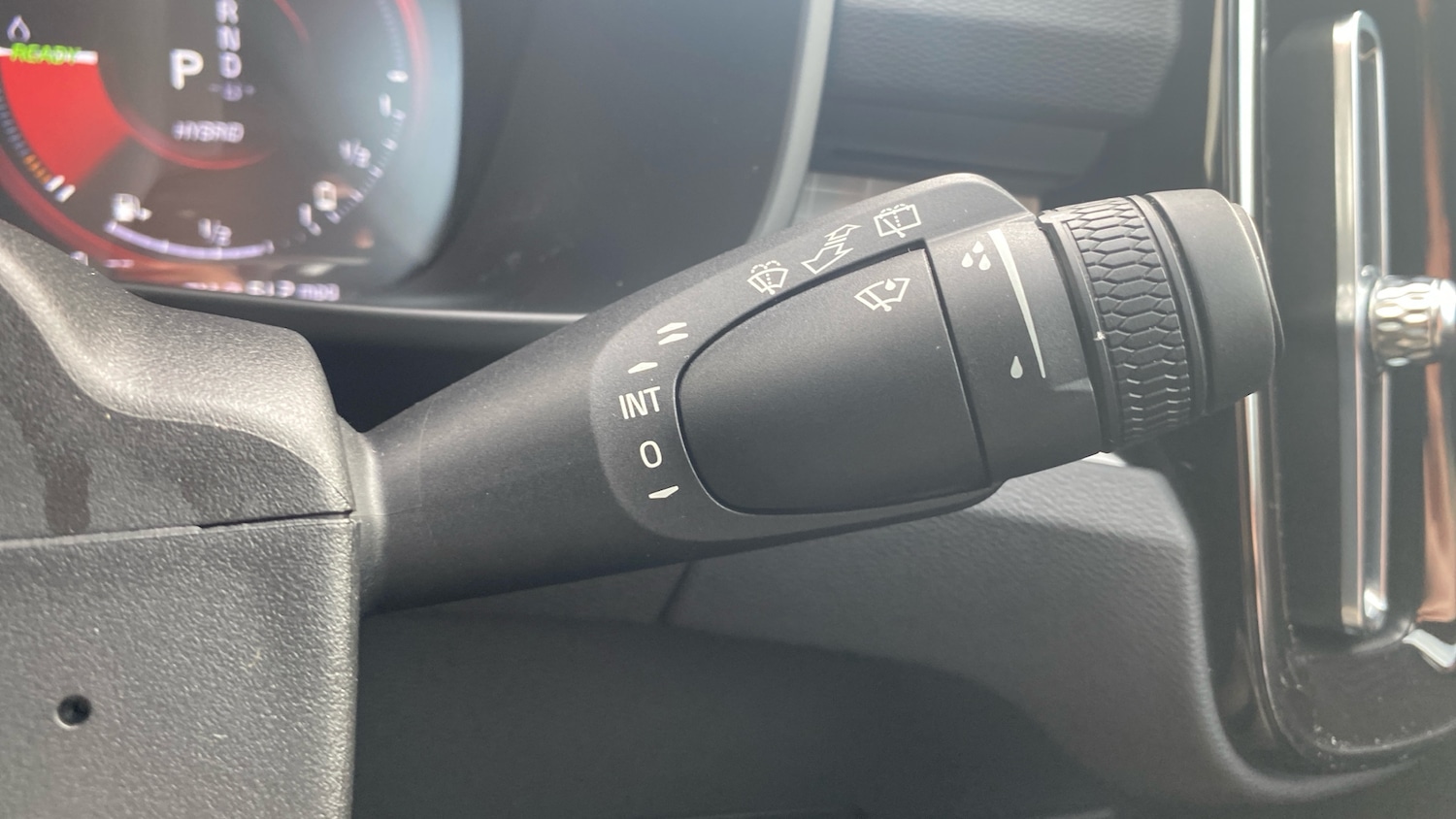 Used Volvo XC40 2022 for sale - 76753399: Photo 25