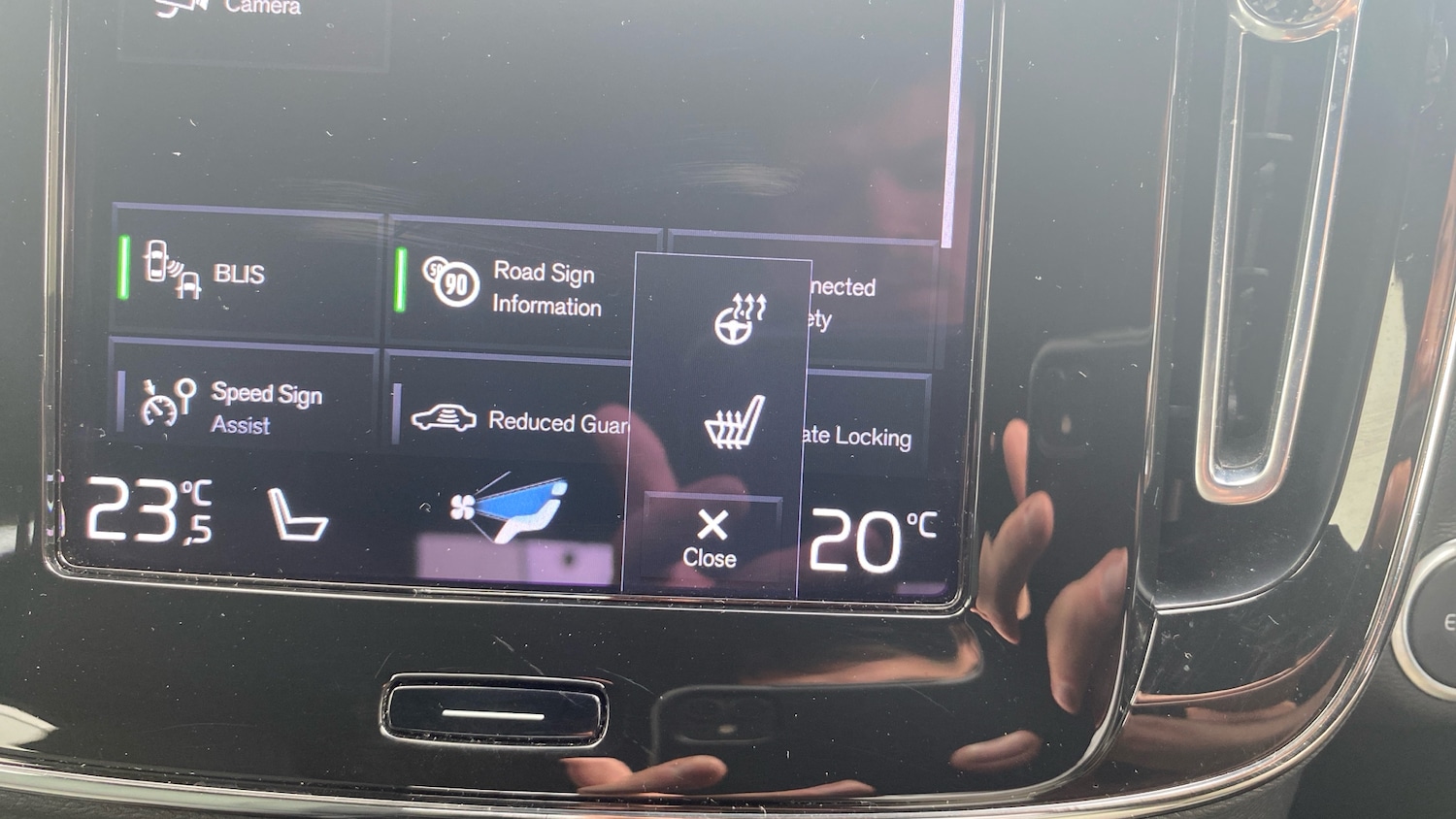 Used Volvo XC40 2022 for sale - 76753399: Photo 36