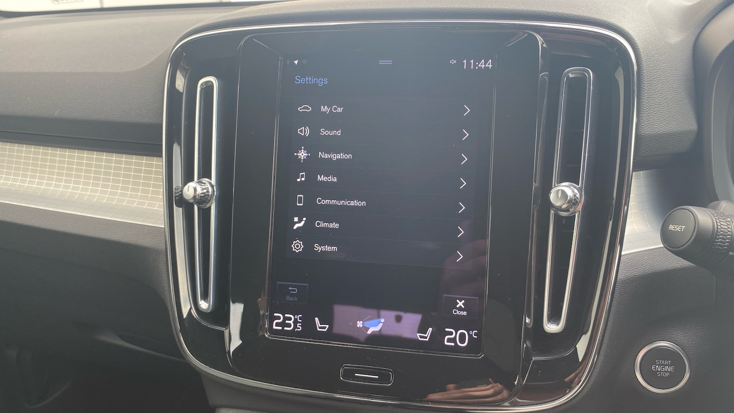 Used Volvo XC40 2022 for sale - 76753399: Photo 37