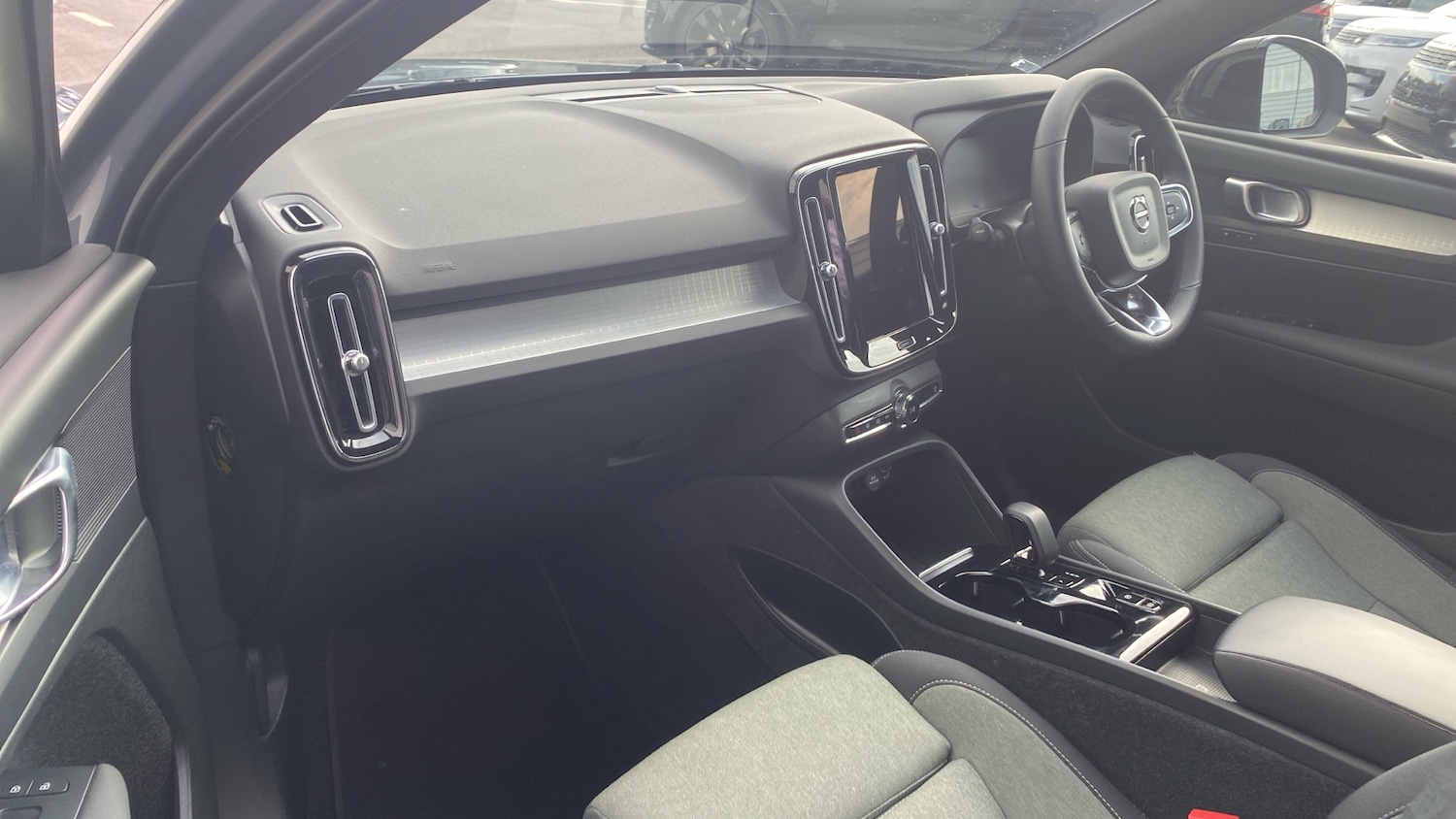 Used Volvo XC40 2022 for sale - 76753399: Photo 4