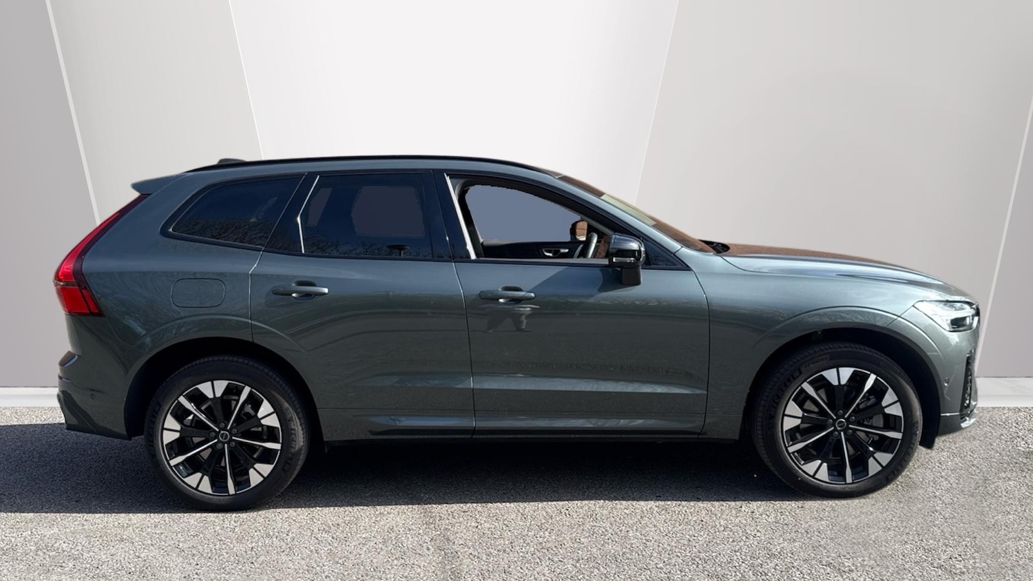 Used Volvo XC60 2026 for sale - 78164694: Photo 3