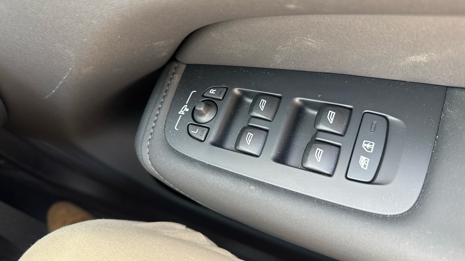 Used Volvo XC60 2026 for sale - 78164694: Photo 30