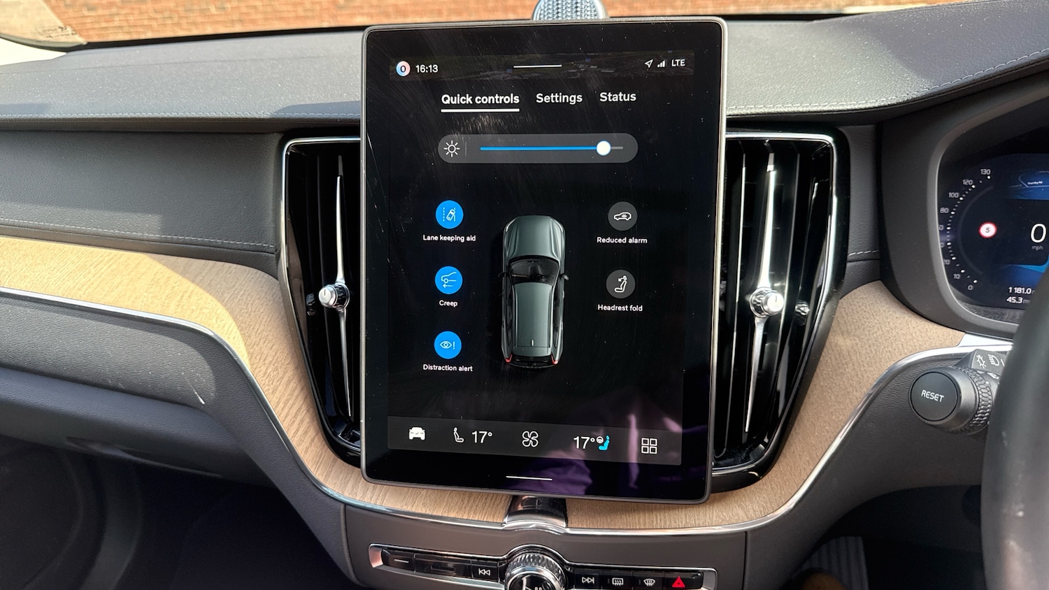 Used Volvo XC60 2026 for sale - 78164694: Photo 43