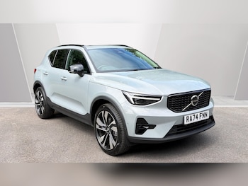 Used Volvo XC40 2025 for sale - 78592400: Photo