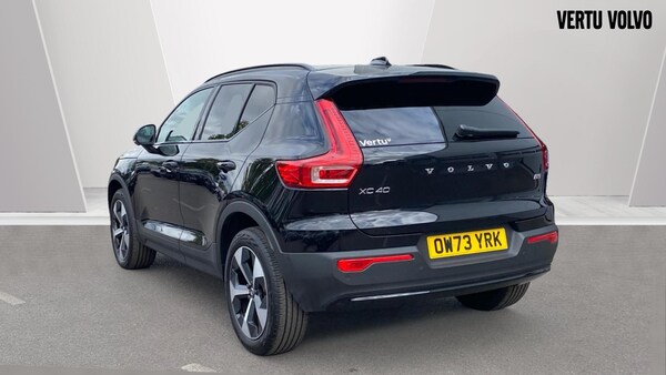 Used Volvo XC40 2024 for sale - 75262922: Photo 2