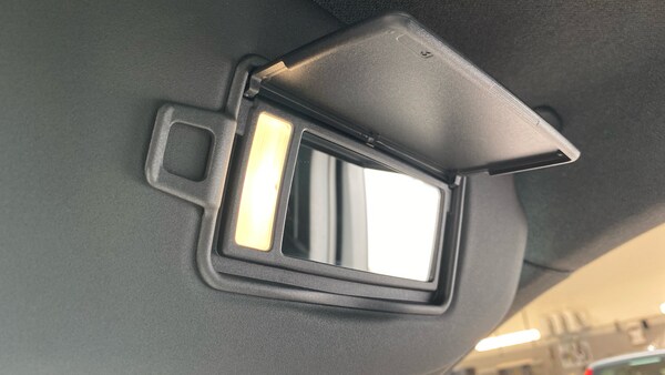 Used Volvo XC40 2024 for sale - 75262922: Photo 35