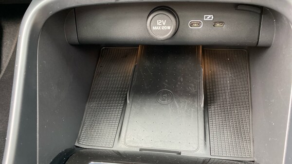 Used Volvo XC40 2024 for sale - 75262922: Photo 38