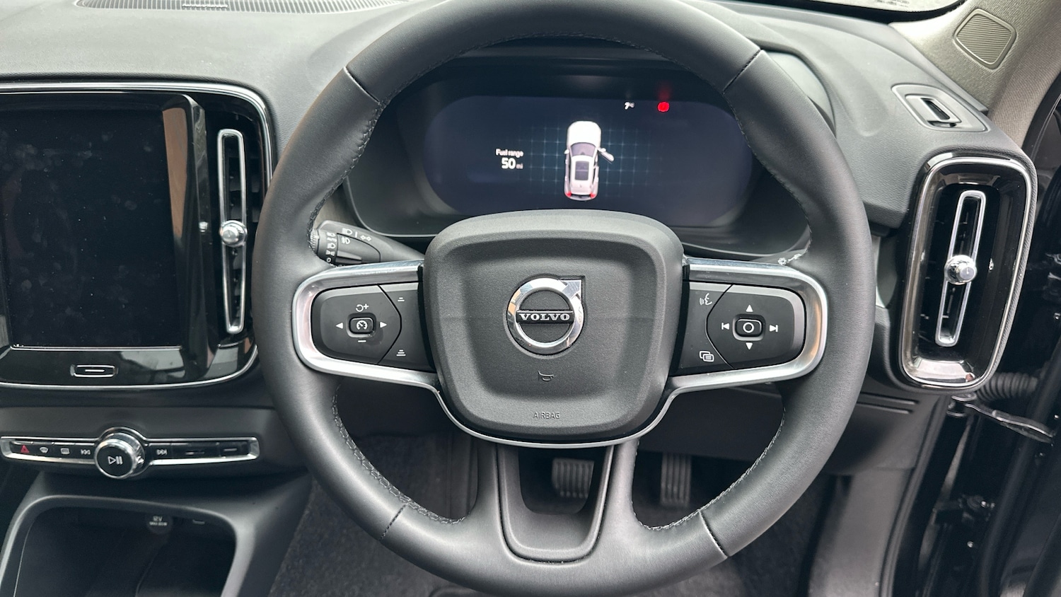 Used Volvo XC40 2025 for sale - 77326757: Photo 10